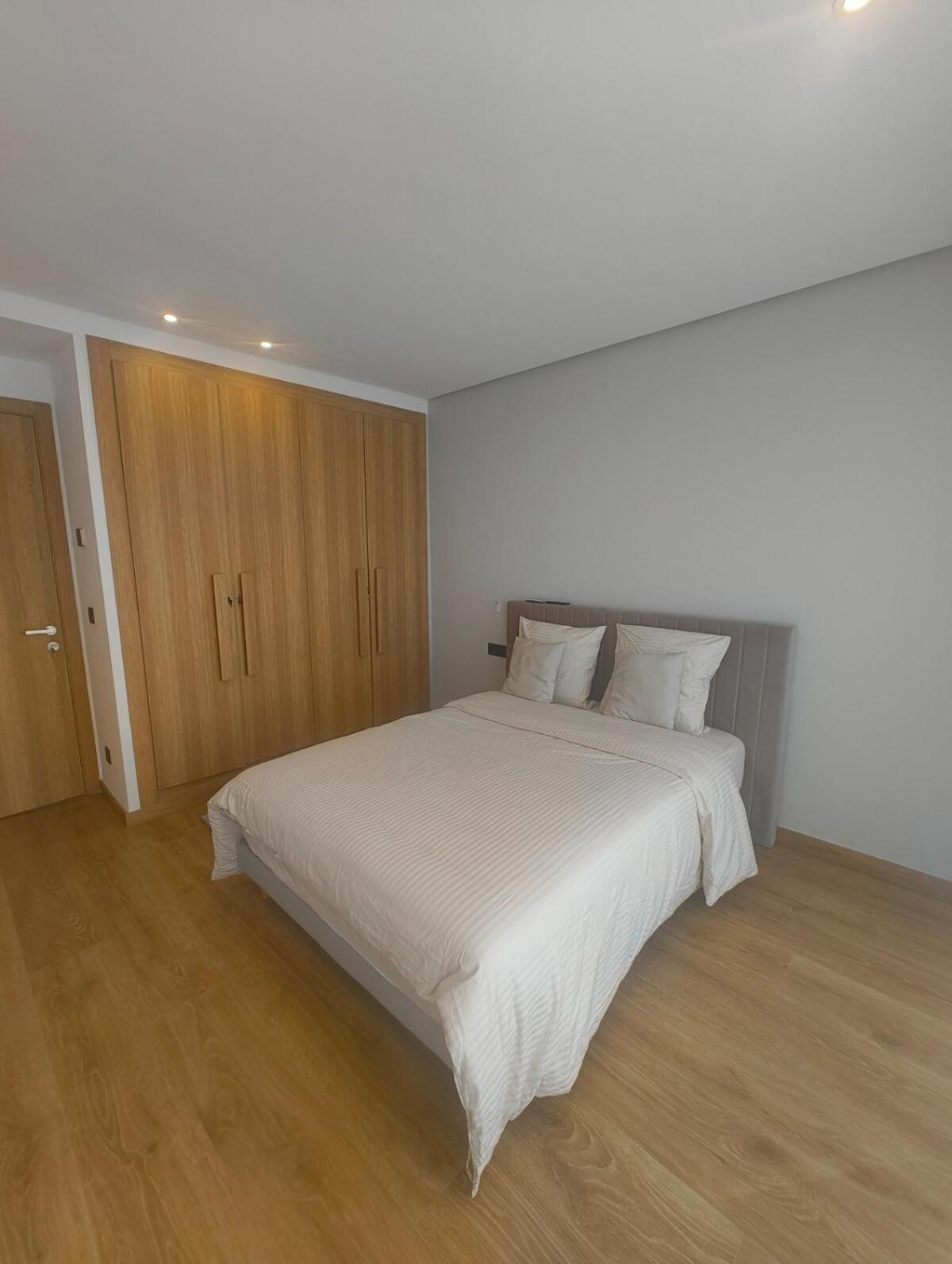 Luxury 3 Bedroom - Malabata Hills